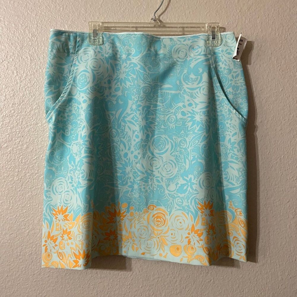 #7554 Woman's Nike Golf Dry-Fit Blue Size Large Skirt